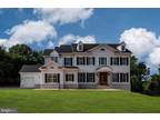 Home For Sale In Round Hill, Virginia