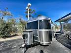 2024 Airstream Flying Cloud 27FB