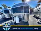 2024 Airstream Flying Cloud 27FB Queen