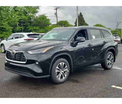 2024 Toyota Highlander XLE AWD is a Black 2024 Toyota Highlander XLE Car for Sale in Trevose PA