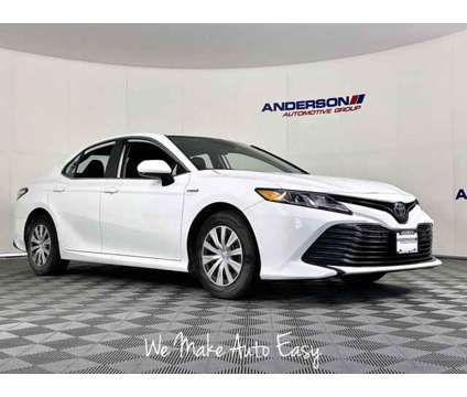 2020 Toyota Camry Hybrid LE is a White 2020 Toyota Camry Hybrid in Loves Park IL