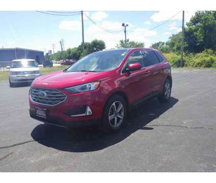 2022 Ford Edge SEL is a Red 2022 Ford Edge SEL Car for Sale in Taylorville IL