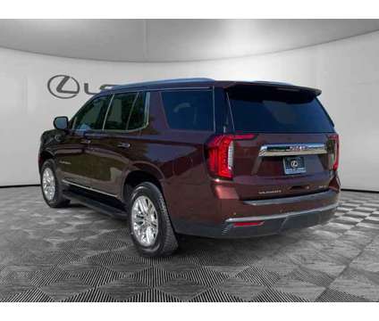 2022 GMC Yukon SLT is a 2022 GMC Yukon SLT Car for Sale in Omaha NE