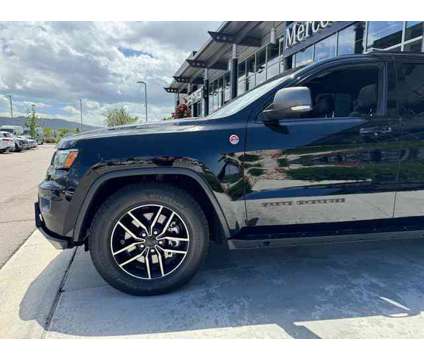 2021 Jeep Grand Cherokee Trailhawk is a Black 2021 Jeep grand cherokee Trailhawk Car for Sale in Draper UT