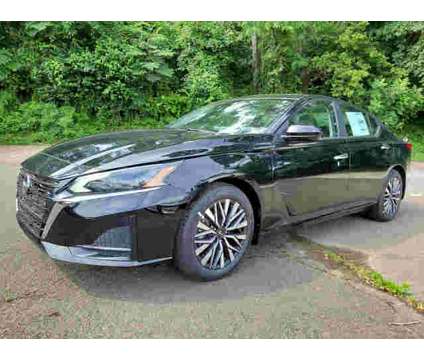2024 Nissan Altima 2.5 SV is a Black 2024 Nissan Altima 2.5 Trim Car for Sale in Jenkintown PA