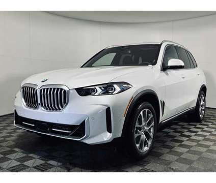 2025 BMW X5 xDrive40i is a White 2025 BMW X5 3.0si Car for Sale in Schererville IN