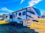 2023 Heartland Bighorn Traveler 32RS 32ft