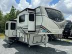 2018 Keystone Montana 60ft