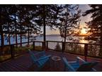High Bluff Waterfront Home!
