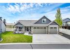 Stunning Rancher in Valley Springs!