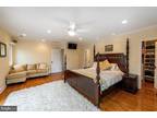 Home For Rent In Arlington, Virginia