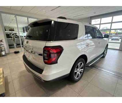 2022UsedFordUsedExpeditionUsed4x4 is a White 2022 Ford Expedition Car for Sale in Milwaukee WI