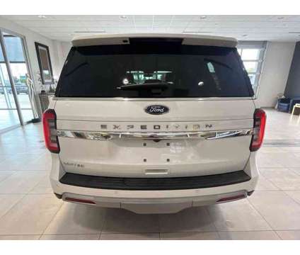 2022UsedFordUsedExpeditionUsed4x4 is a White 2022 Ford Expedition Car for Sale in Milwaukee WI