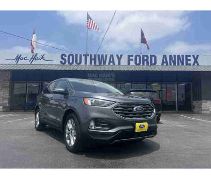 2022UsedFordUsedEdgeUsedAWD is a Grey 2022 Ford Edge Car for Sale in San Antonio TX