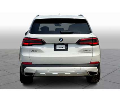 2022UsedBMWUsedX5UsedSports Activity Vehicle is a White 2022 BMW X5 Car for Sale in Mobile AL