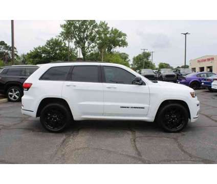 2021UsedJeepUsedGrand CherokeeUsed4x4 is a White 2021 Jeep grand cherokee Limited SUV in Greenwood IN