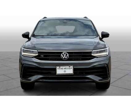 2024NewVolkswagenNewTiguanNew2.0T 4MOTION is a Grey, Silver 2024 Volkswagen Tiguan Car for Sale in Lubbock TX