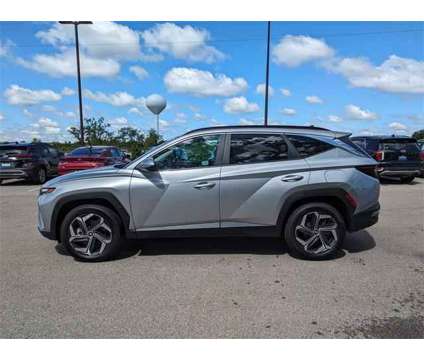 2024 Hyundai Tucson SEL is a Silver 2024 Hyundai Tucson SUV in Kenosha WI