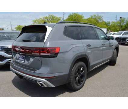 2024 Volkswagen Atlas 2.0T Peak Edition SEL is a Grey 2024 Volkswagen Atlas SUV in Highland Park IL