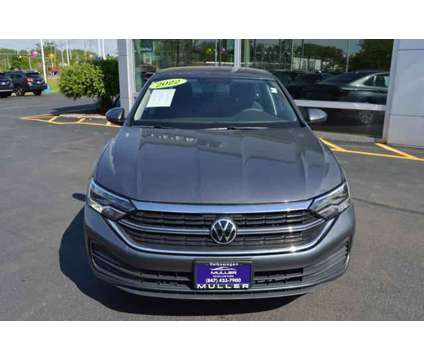 2022 Volkswagen Jetta 1.5T S is a Grey, Silver 2022 Volkswagen Jetta 2.5 Trim Sedan in Highland Park IL