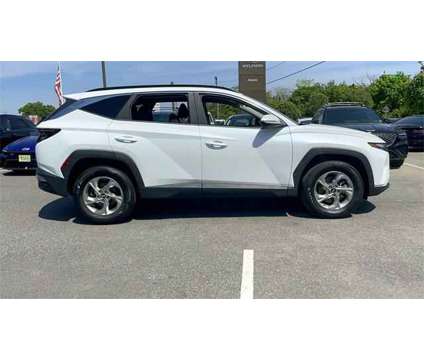 2022 Hyundai Tucson SEL is a White 2022 Hyundai Tucson SUV in West Islip NY