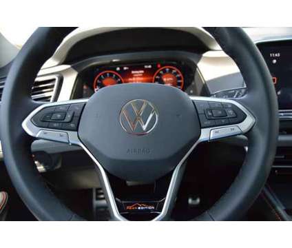 2024 Volkswagen Atlas 2.0T Peak Edition SE w/Technology is a White 2024 Volkswagen Atlas SUV in Highland Park IL