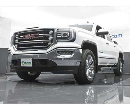 2018 GMC Sierra 1500 SLT is a White 2018 GMC Sierra 1500 SLT Truck in Dubuque IA