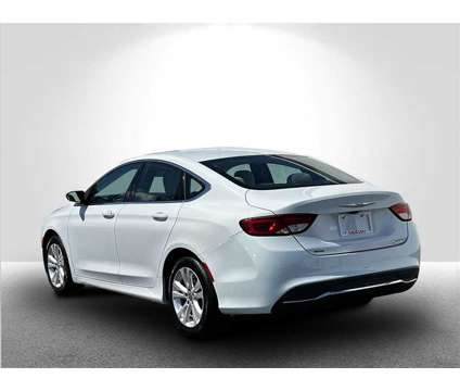 2016 Chrysler 200 Limited is a White 2016 Chrysler 200 Model Limited Sedan in Clinton Township MI