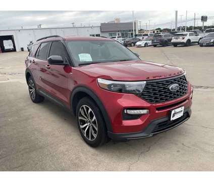 2023 Ford Explorer ST-Line is a Red 2023 Ford Explorer SUV in Corsicana TX