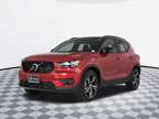 2021 Volvo XC40 R-Design