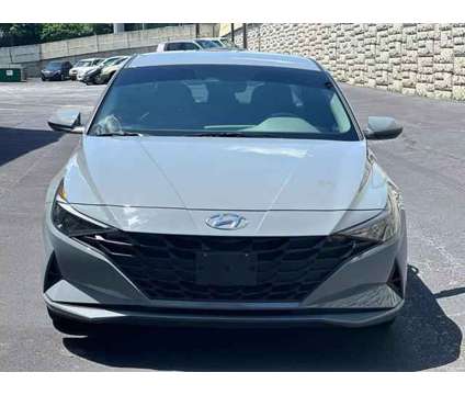 2022 Hyundai Elantra for sale is a Grey 2022 Hyundai Elantra Car for Sale in Alpharetta GA