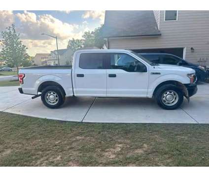 2018 Ford F150 SuperCrew Cab for sale is a White 2018 Ford F-150 SuperCrew Car for Sale in Powder Springs GA