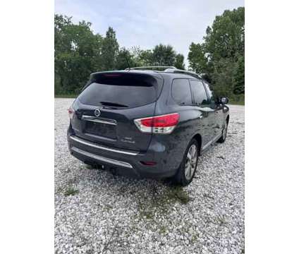 2013 Nissan Pathfinder for sale is a Grey 2013 Nissan Pathfinder Car for Sale in Nixa MO