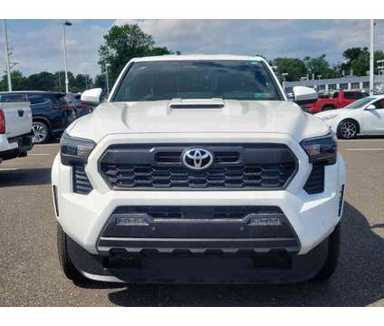 2024 Toyota Tacoma TRD Sport Double Cab 5' Bed AT is a Silver 2024 Toyota Tacoma TRD Sport Car for Sale in Trevose PA