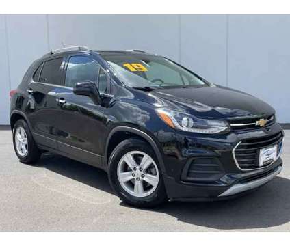 2019 Chevrolet Trax LT is a Black 2019 Chevrolet Trax LT Car for Sale in Waukegan IL