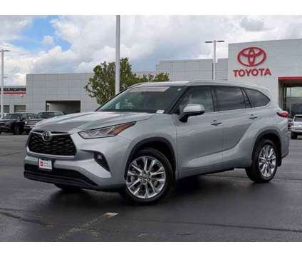 2023 Toyota Highlander Limited is a Silver 2023 Toyota Highlander Limited SUV in Naperville IL
