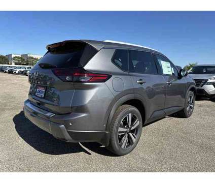 2024 Nissan Rogue SL is a 2024 Nissan Rogue SL Car for Sale in Southaven MS