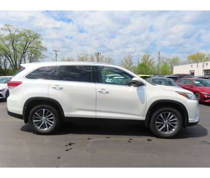 2019 Toyota Highlander XLE is a White 2019 Toyota Highlander XLE Car for Sale in Laconia NH