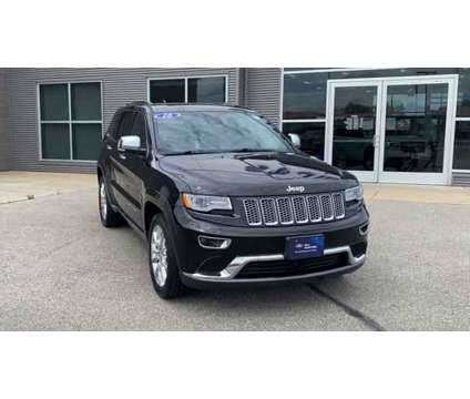 2016 Jeep Grand Cherokee Summit is a 2016 Jeep grand cherokee Summit Car for Sale in Appleton WI