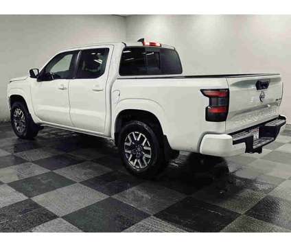 2022UsedNissanUsedFrontierUsedCrew Cab 4x4 Auto is a White 2022 Nissan frontier Car for Sale in Brunswick OH