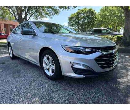 2022 Chevrolet Malibu LS is a Silver 2022 Chevrolet Malibu LS Car for Sale in Collierville TN