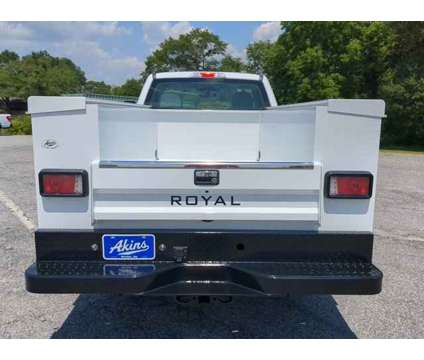 2024 Ford Super Duty F-250 SRW XL is a White 2024 Ford Car for Sale in Winder GA