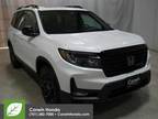 2024 Honda Passport Silver|White, 12 miles