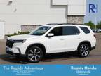 2024 Honda Pilot Silver|White, 2448 miles