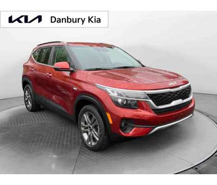 2022UsedKiaUsedSeltosUsedIVT AWD is a Orange 2022 Car for Sale in Danbury CT