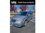 2016 Chrysler town & country Silver, 125K miles