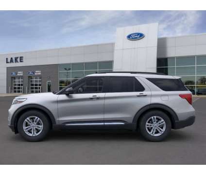 2024NewFordNewExplorerNew4WD is a Silver 2024 Ford Explorer XLT Car for Sale in Milwaukee WI