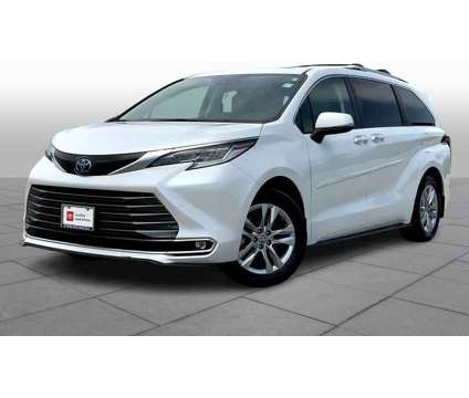 2022UsedToyotaUsedSiennaUsedFWD 7-Passenger (GS) is a White 2022 Toyota Sienna Car for Sale in Houston TX