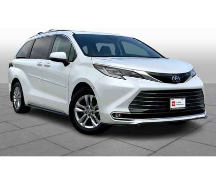 2022UsedToyotaUsedSiennaUsedFWD 7-Passenger (GS) is a White 2022 Toyota Sienna Car for Sale in Houston TX