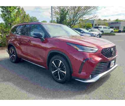 2021UsedToyotaUsedHighlander is a Red 2021 Toyota Highlander Car for Sale in Westbrook CT